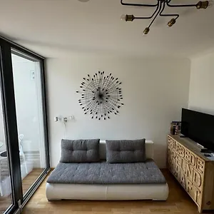 Cosy Splendor / Center Graz